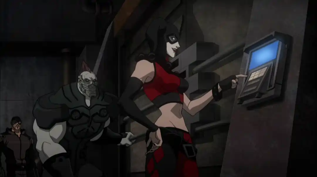 Batman: Assault On Arkham (2014) fiminde Hynden Walch'ın seslendirdiği Harley Quinn karakteri