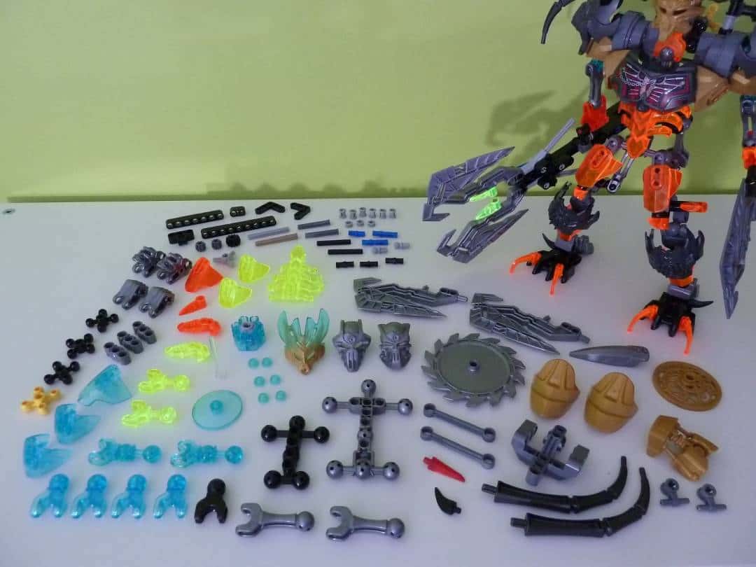 Bionicle parçaları