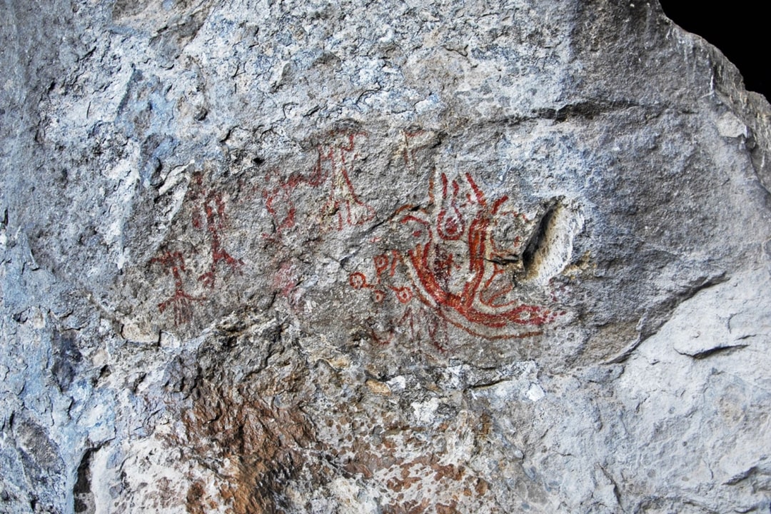 Uludağ Delicenur Mağarası'ndan bir kaya resmi