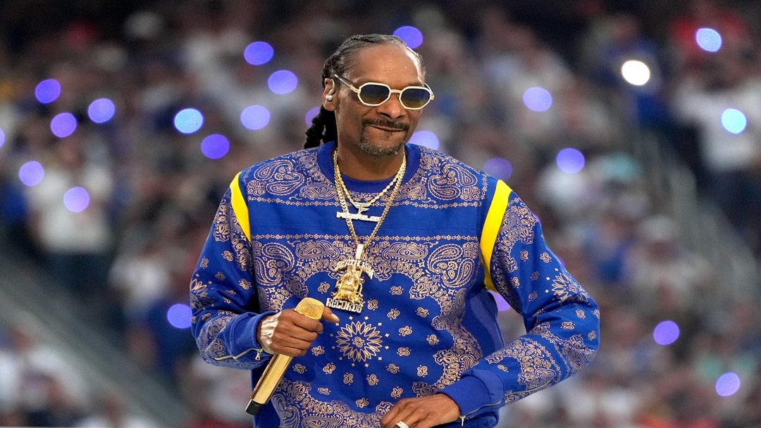 Snoop Dogg 2022 Pepsi Super Bowl Konserinde