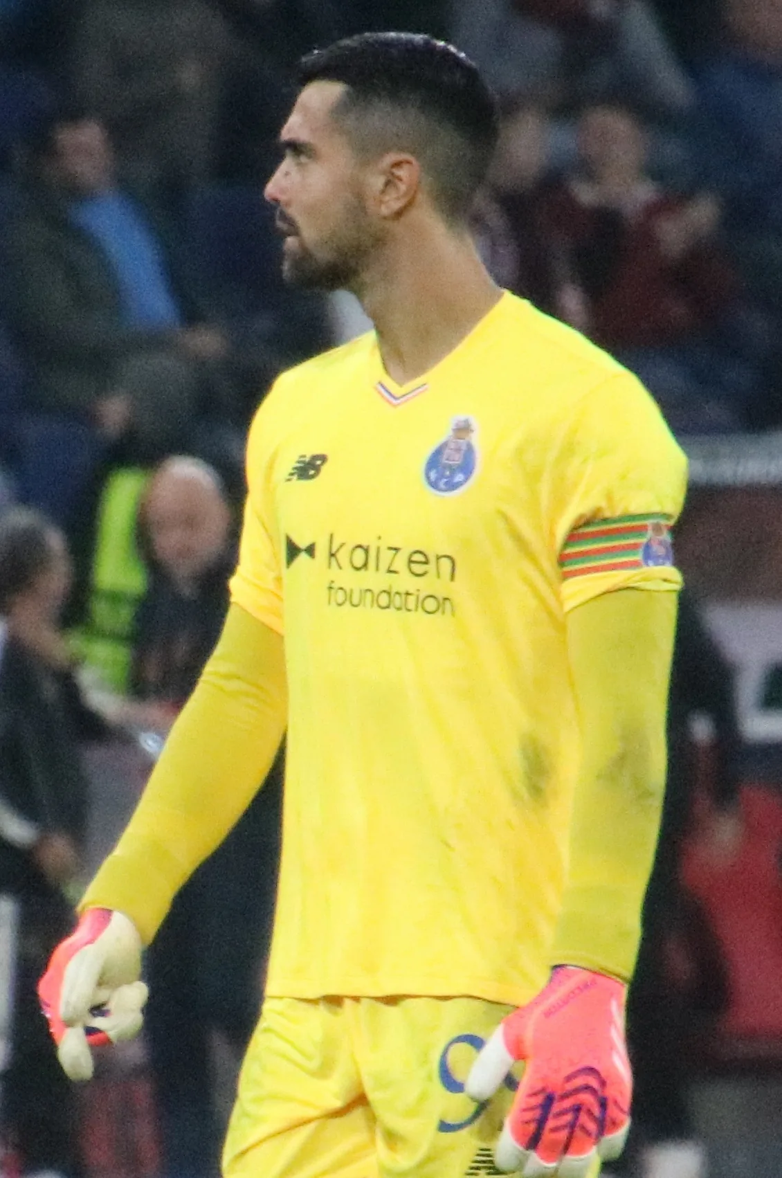 Diogo Costa Porto kaleci formasıyla maçta