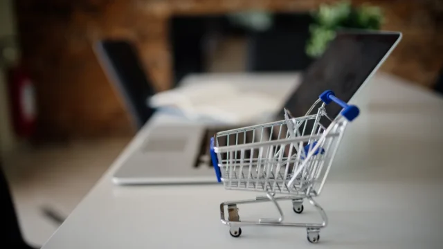 En İyi Hazır E-Ticaret Altyapısı Nedir? 2026 Karşılaştırması