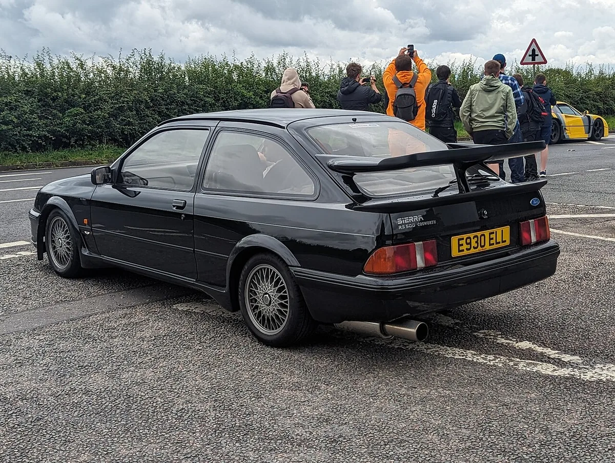 1987 Ford Sierra Cosworth RS500 touring car Forza Horizon 6