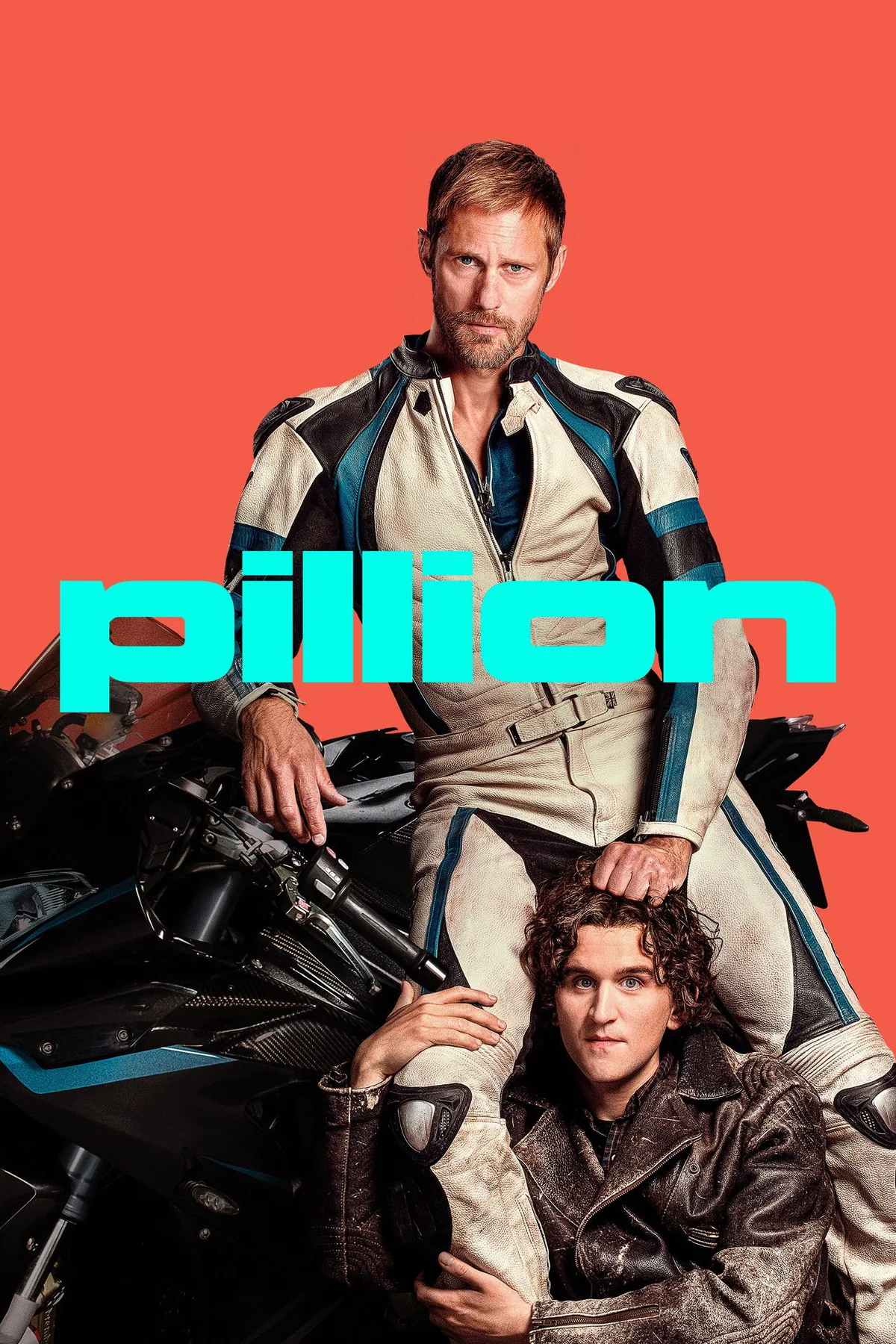 Pillion (2026) film afisi - Alexander Skarsgard ve Harry Melling