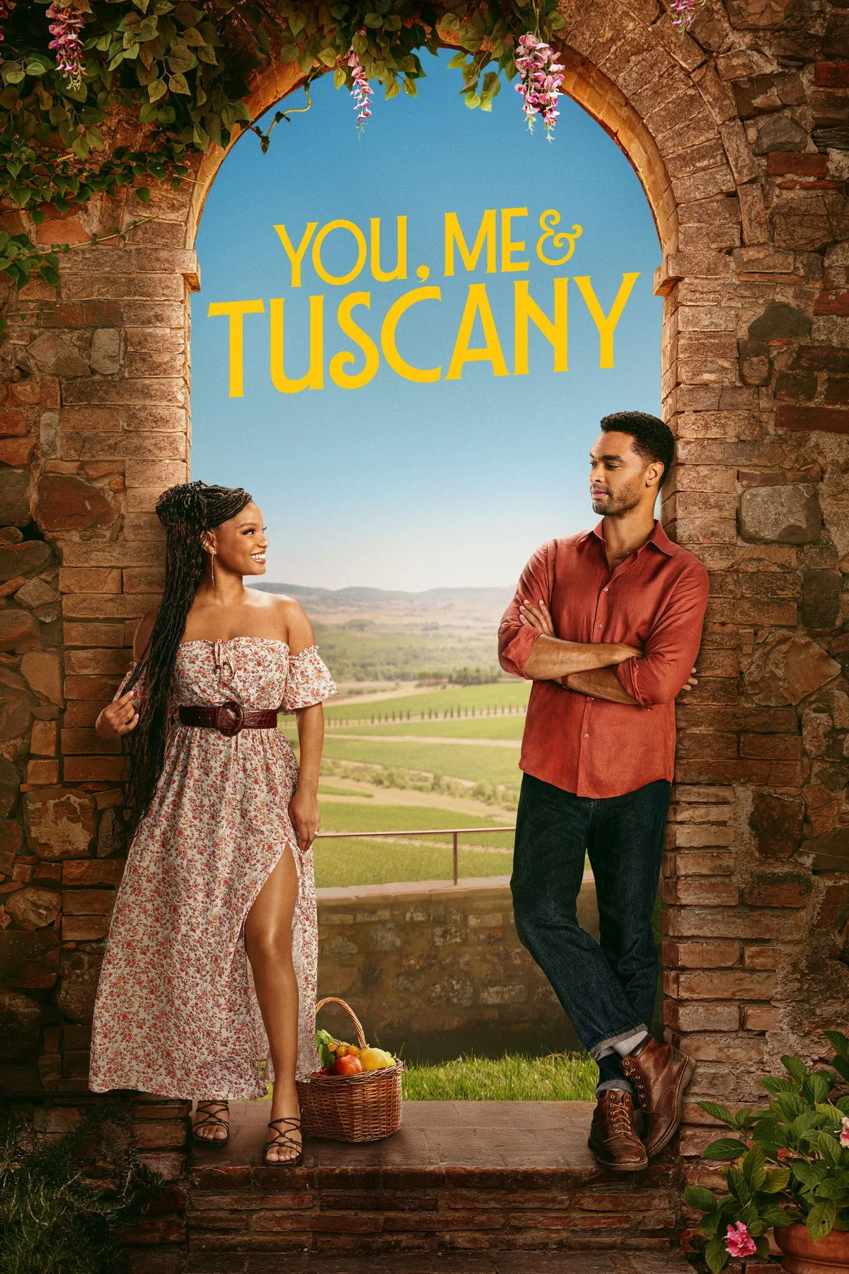 You Me and Tuscany (2026) resmi romantik komedi film afisi - Halle Bailey ve Rege-Jean Page