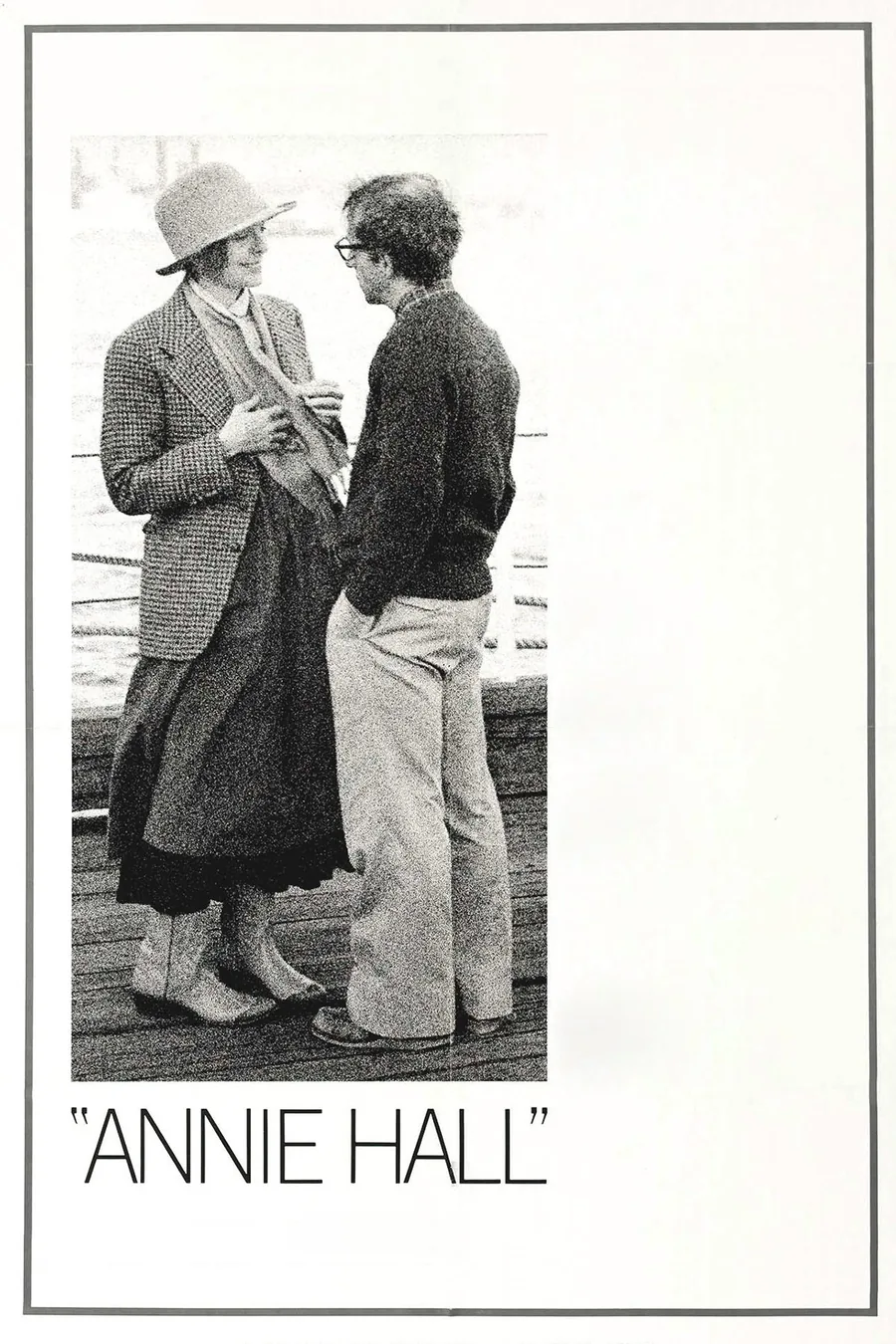 Annie Hall (1977) filminin resmi afişi — Woody Allen ve Diane Keaton
