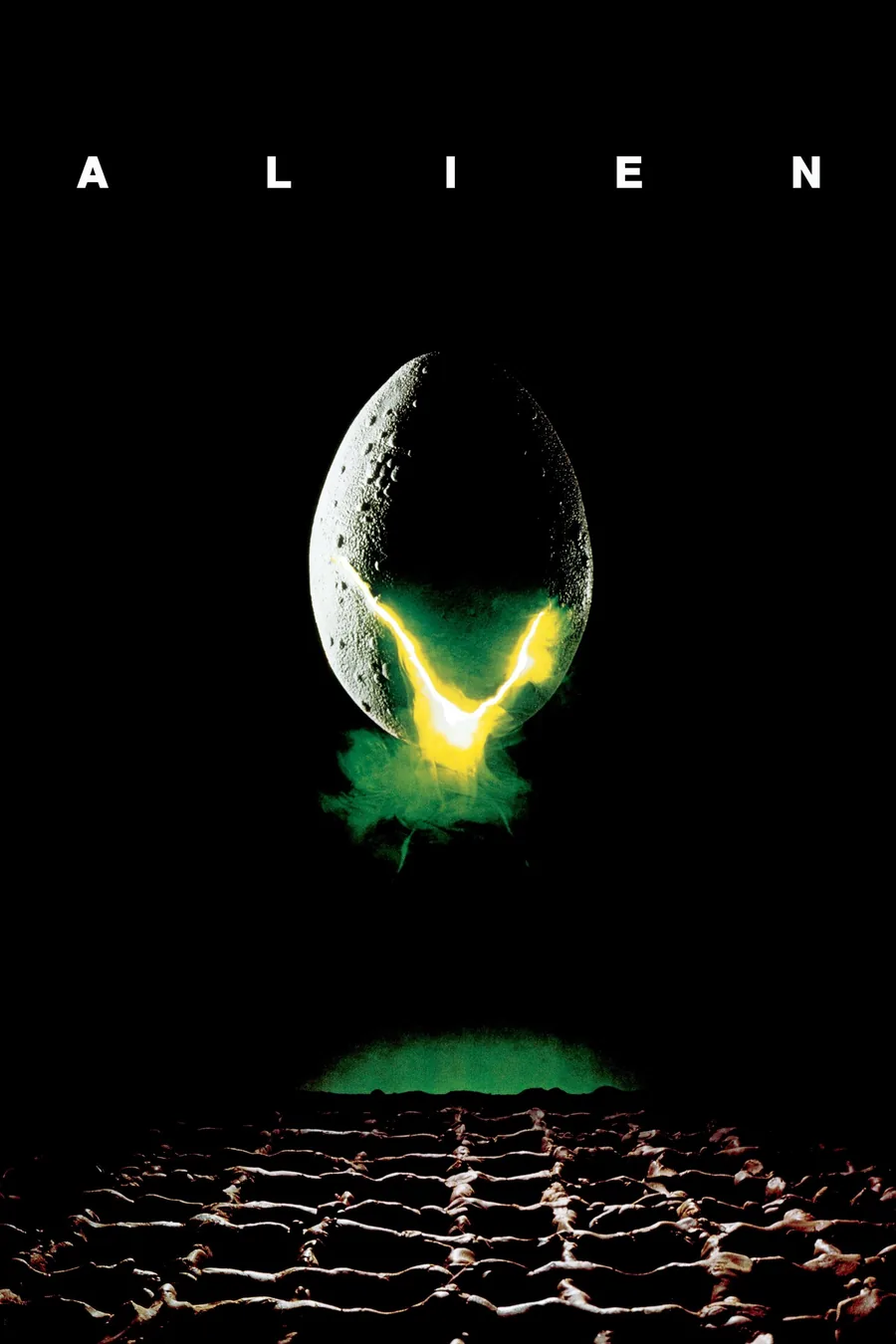 Yaratık (Alien, 1979) filminin ikonik resmi afişi — çatlayan yumurta