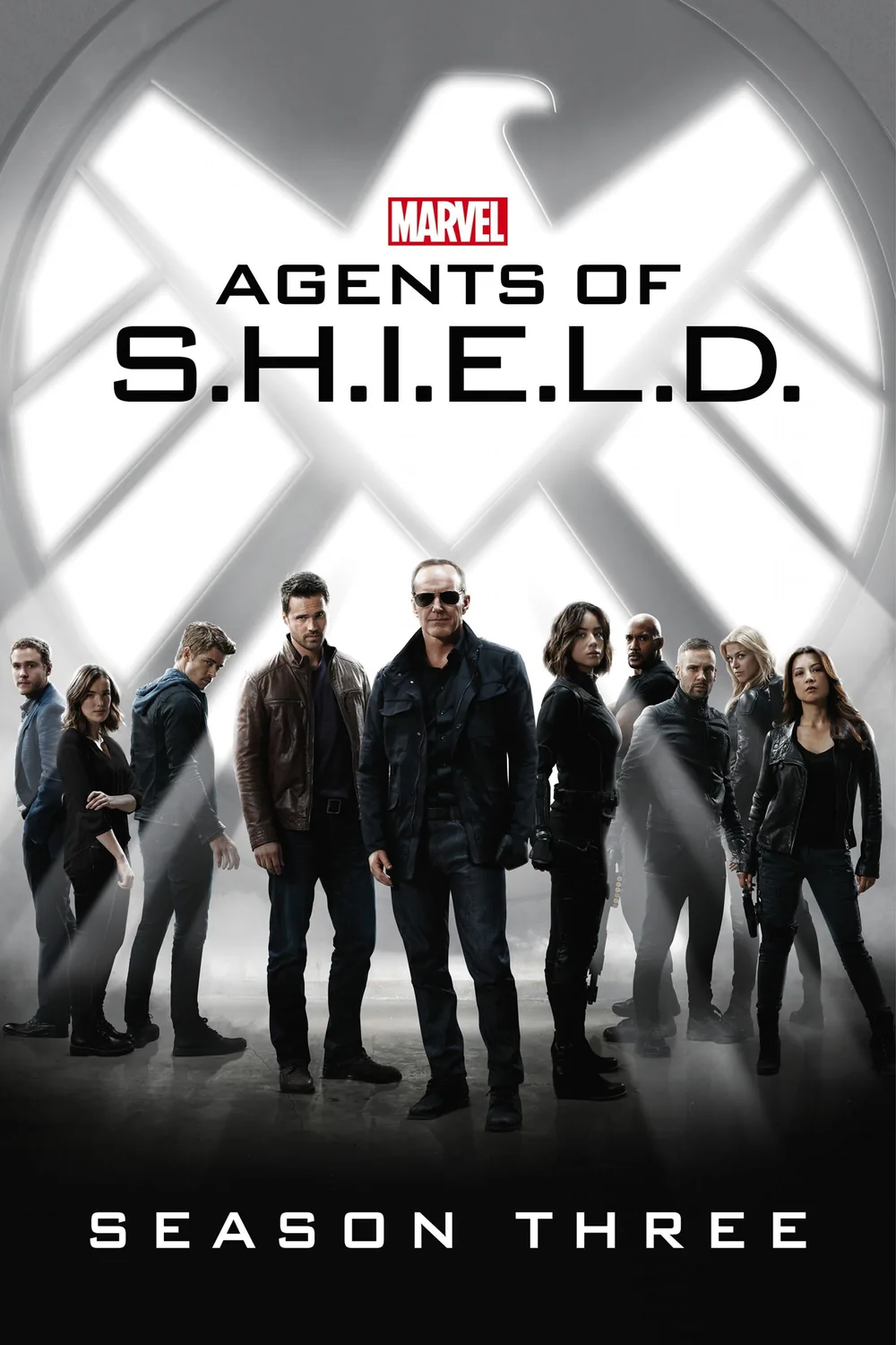 Agents of S.H.I.E.L.D. 3. sezon afişi; Captain America Civil War dönemine denk gelen güçlü bireyler teması