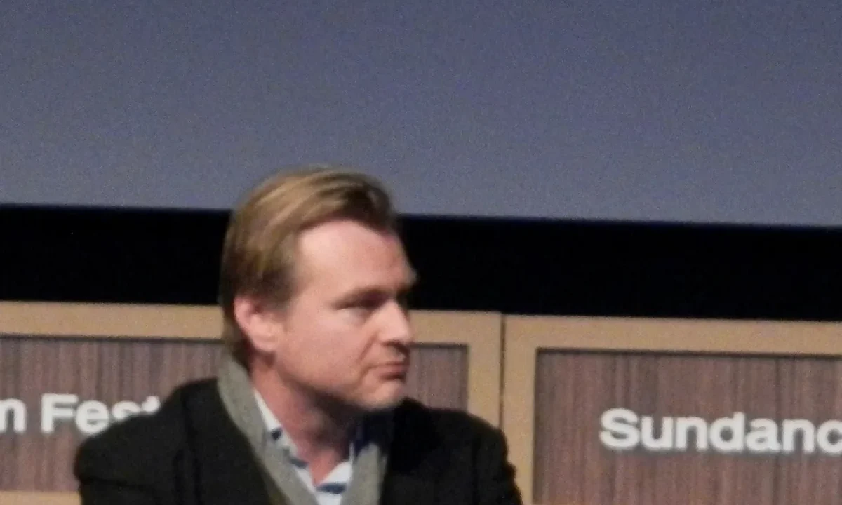 Christopher Nolan, Sundance Film Festivali'nde bir panelde otururken