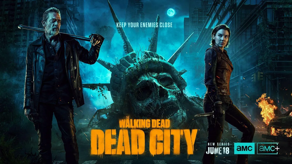 The Walking Dead evreninin spin-off dizisi Dead City'nin resmi key art görseli, Özgürlük Anıtı'nın zombi versiyonunu gösteriyor