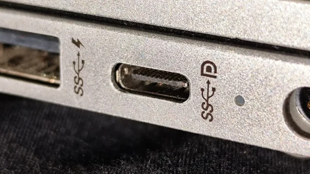 USB-C Portu Yanındaki Simgeler Ne Anlama Gelir?