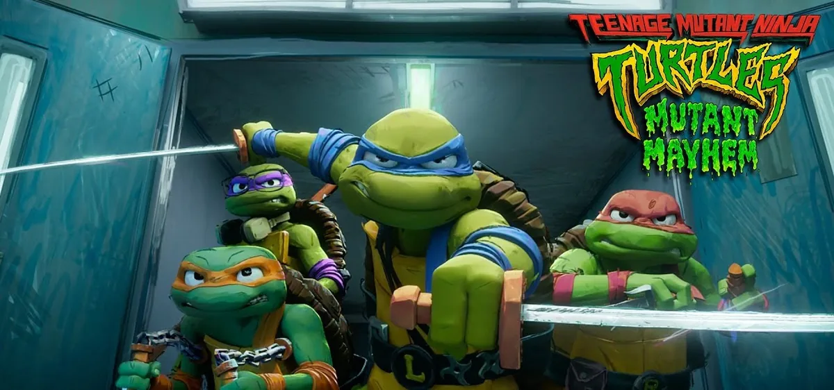 Teenage Mutant Ninja Turtles: Mutant Mayhem filminin resmi fragmanından dört kaplumbağa kardeşi bir arada gösteren key art görüntüsü